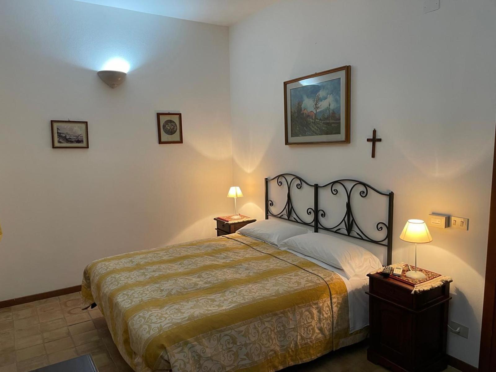 Agriturismo Villa Luca SantʼAgata di Militello Exteriör bild