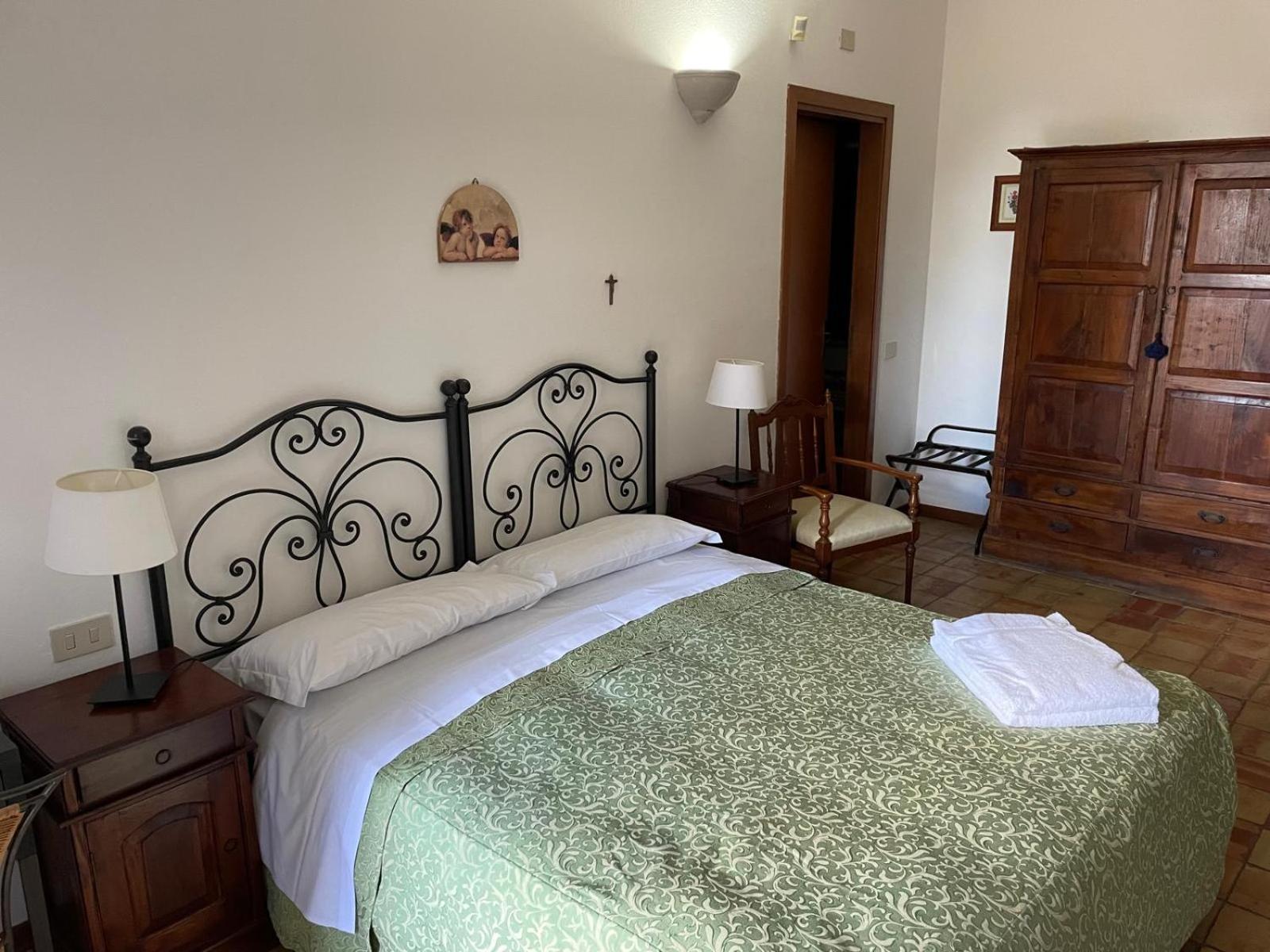 Agriturismo Villa Luca SantʼAgata di Militello Exteriör bild